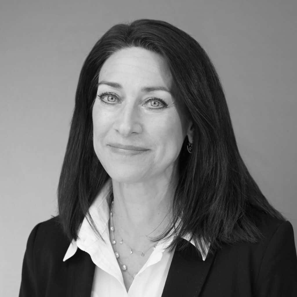 Conklyn-Jen_BW Headshot of Director of Financial Wellness & Consulting, Jennifer Conklyn